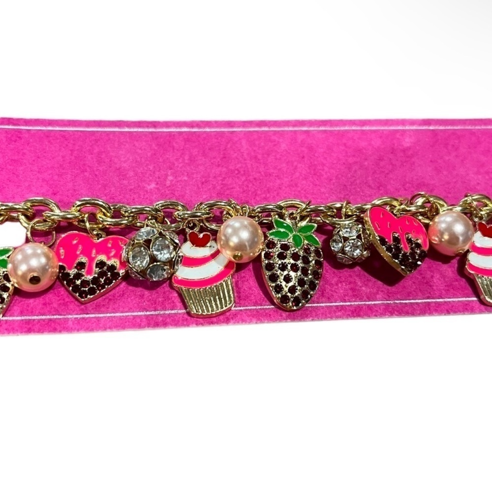 Strawberry Ice Cream Summer Charm Bracelet - Picture 4 of 4